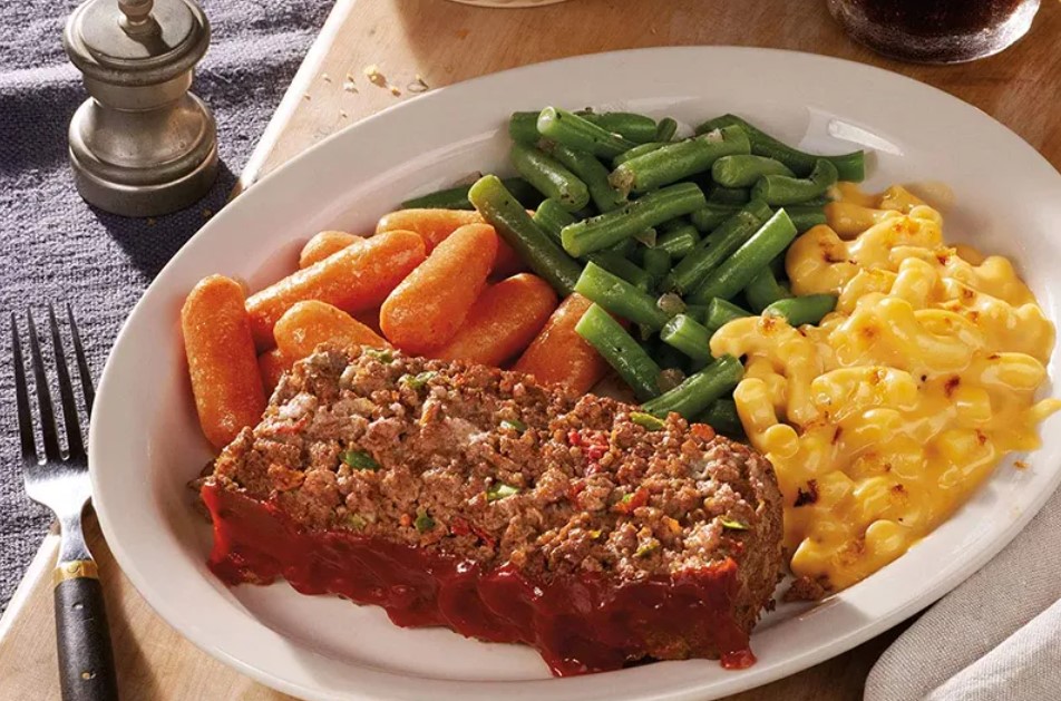 Warm Your Heart with a Cracker Barrel Meatloaf Recipe for Autumn